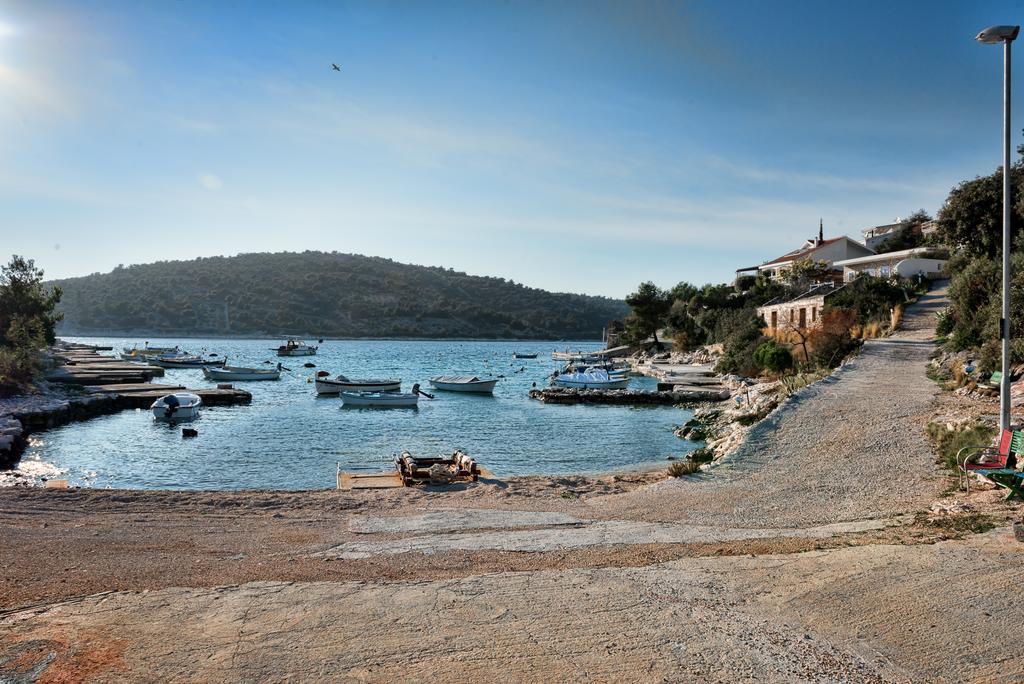 Holiday Home Mirna Vala Sevid ภายนอก รูปภาพ