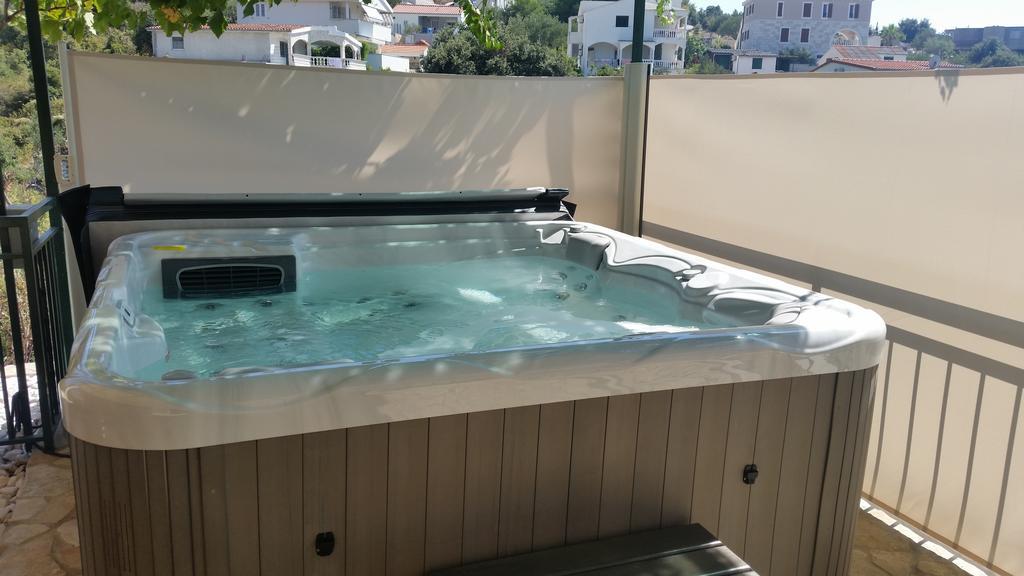 Holiday Home Mirna Vala Sevid ภายนอก รูปภาพ