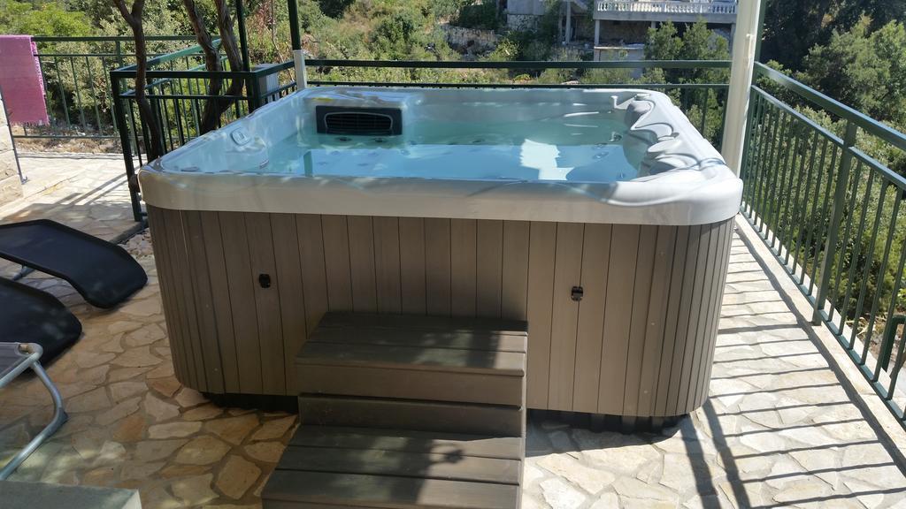Holiday Home Mirna Vala Sevid ภายนอก รูปภาพ
