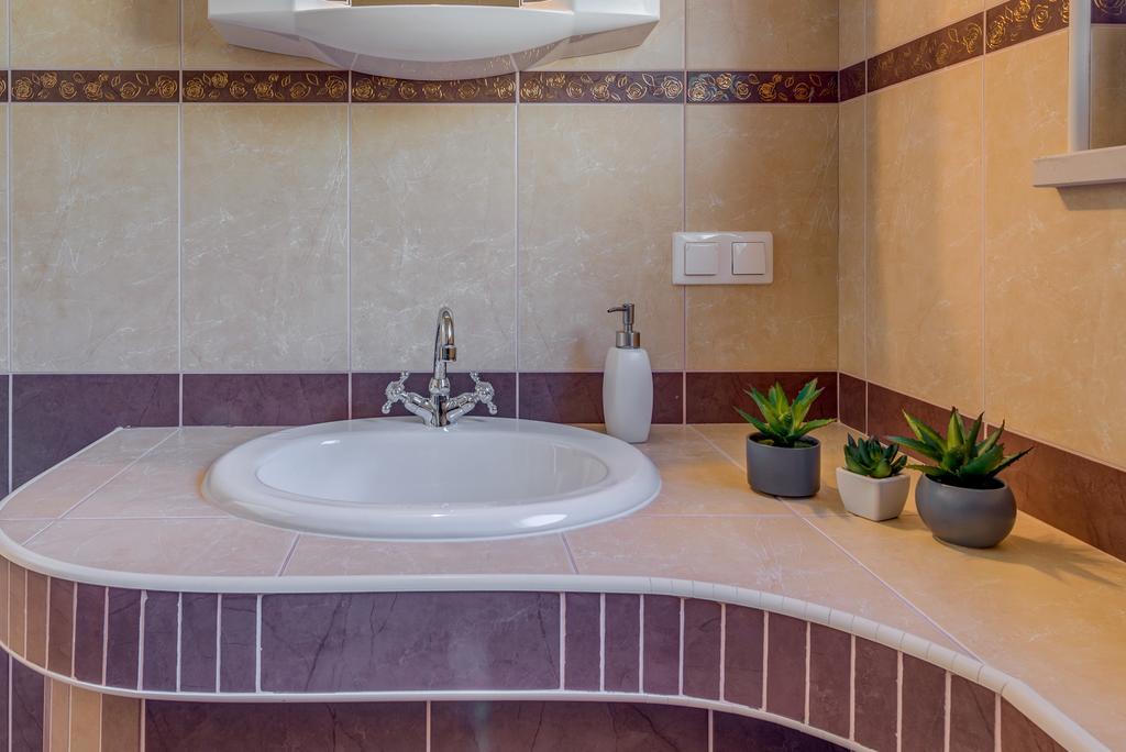 Holiday Home Mirna Vala Sevid ภายนอก รูปภาพ